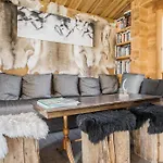 Basecamp Oulanka Casa vacanze *